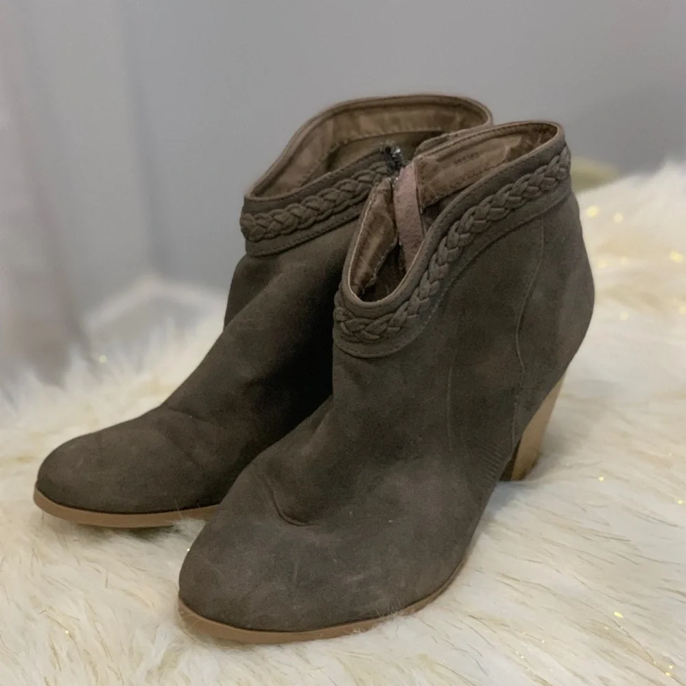 Charlotte Russe brown suede boots size 7
